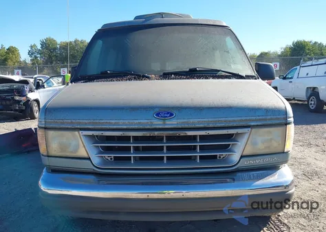 1995 Ford Econoline E150 Van z USA, uszkodzony, nr VIN 1FDEE14H2SHB70695